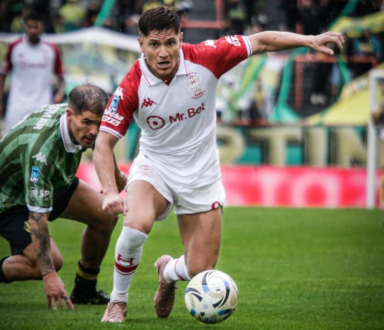 Barracas Central x Huracán: onde assistir, horário e escalações do duelo argentino
