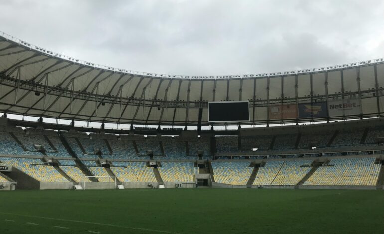 Vasco x Grêmio, Cruzeiro x Santos e Corinthians x Flamengo: Guia Completo dos Jogos de Domingo