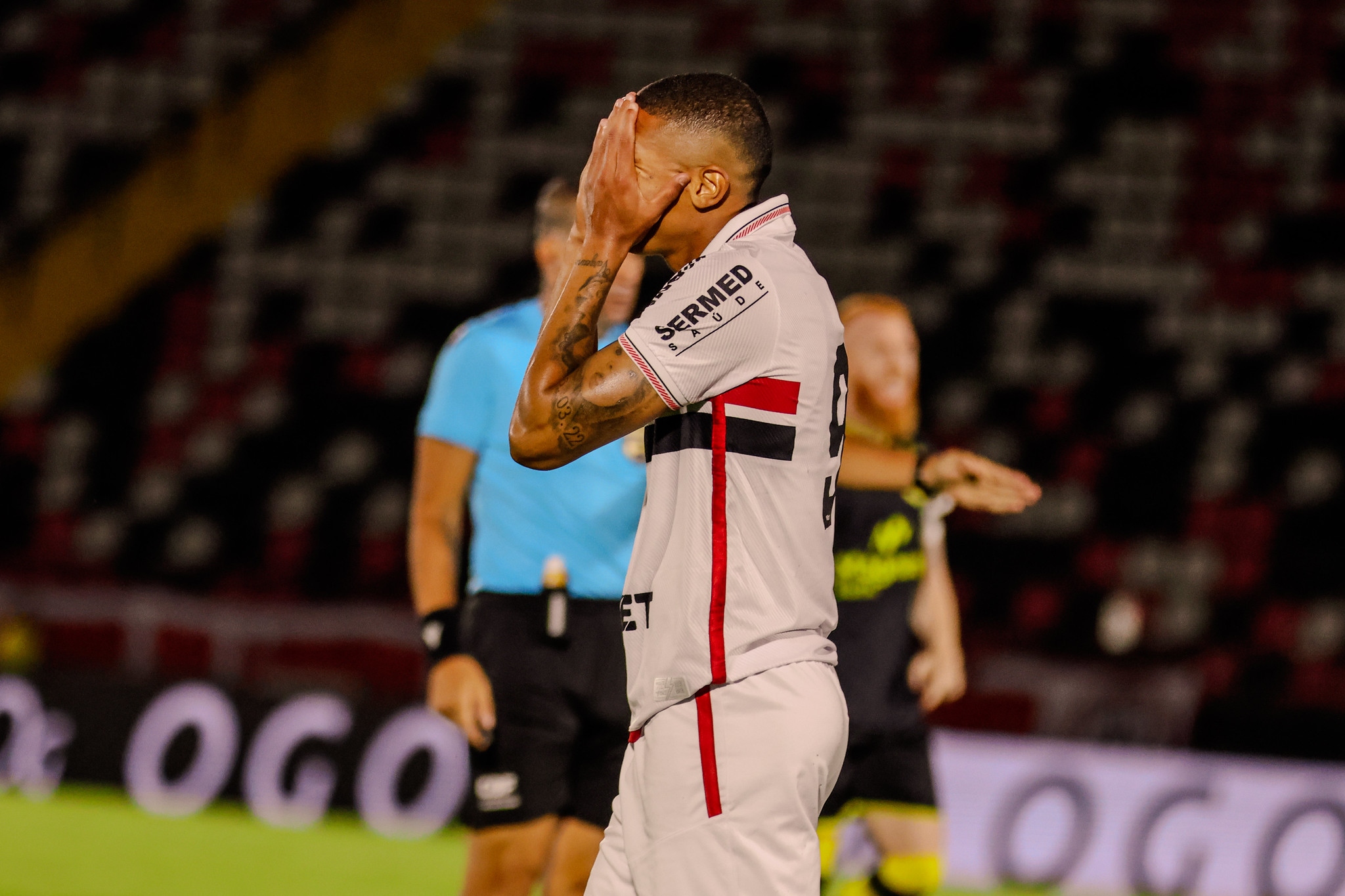 América-MG, Avaí, Botafogo-SP e Cuiabá formam o G-4 das piores secas da Série B; confira