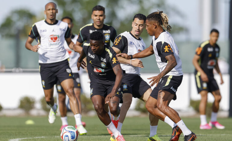 Brasil se reapresenta para duelo contra o Haiti; Neymar segue fora das atividades com bola