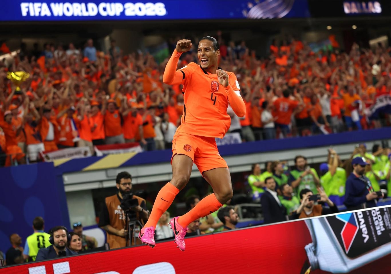 Holanda x Suécia: onde assistir ao vivo, horário e prováveis escalações do duelo do Grupo F