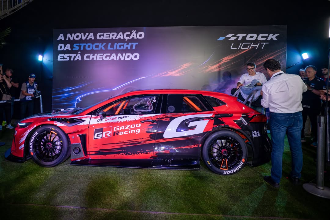 Categoria que revelou Cacá Bueno e Thiago Camilo, Stock Light apresenta carro com nova tecnologia para 2027