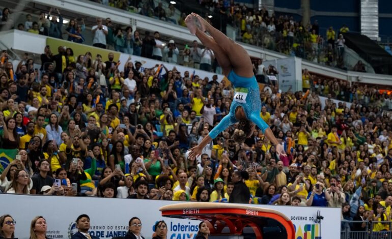 Rebeca Andrade conquista ouro no Pan-Americano em retorno às competições; veja vídeo