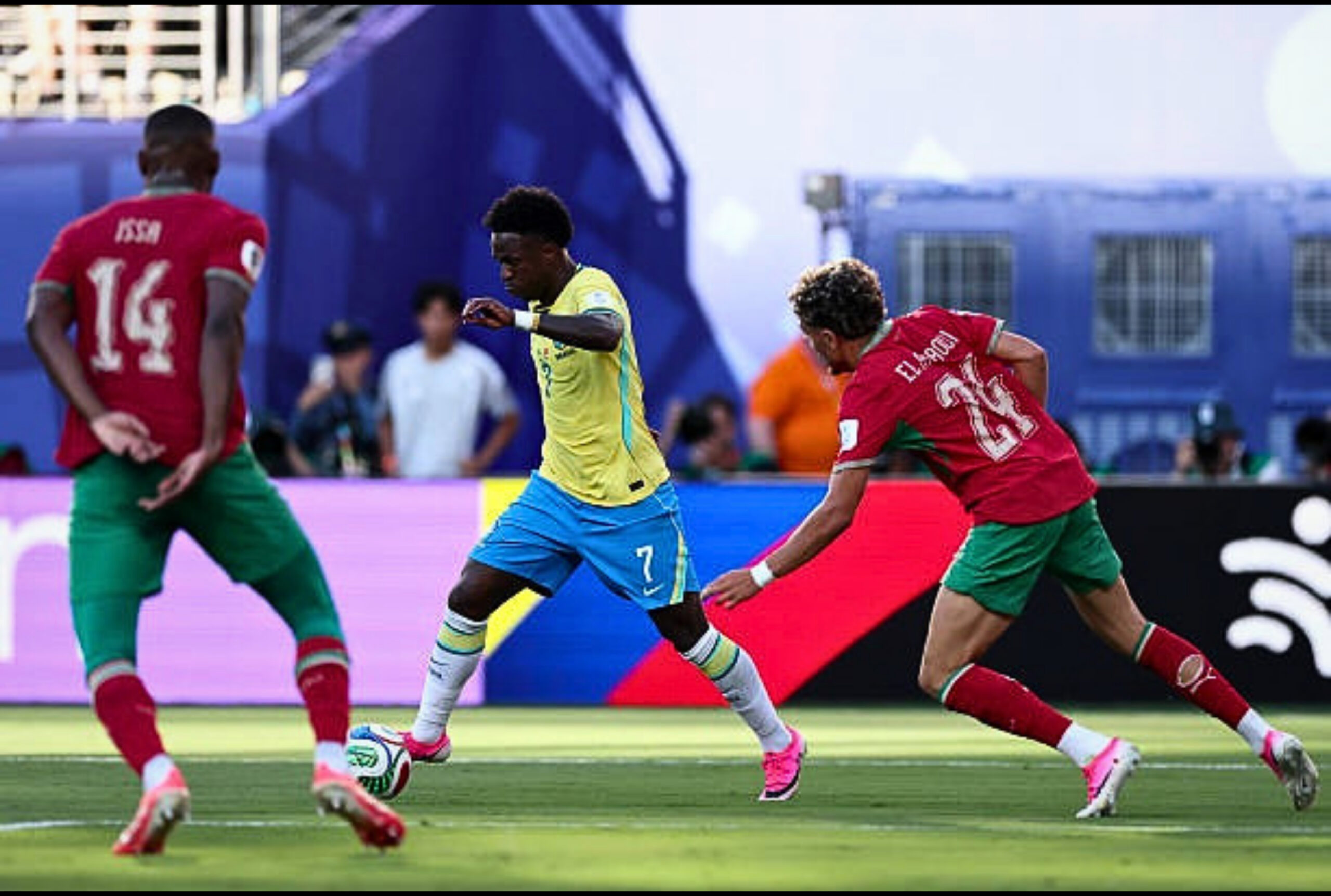 Brasil fica só no empate com Marrocos em estreia sem brilho na Copa do Mundo