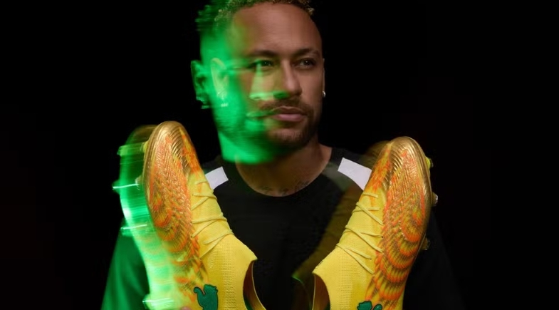 De volta à Seleção Brasileira, Neymar usará chuteira especial contra a Escócia