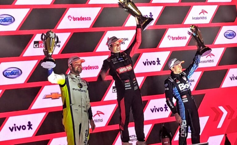 Nelson Piquet Jr. resiste a ataque intenso de Felipe Fraga e vence etapa de Cuiabá da Stock Car