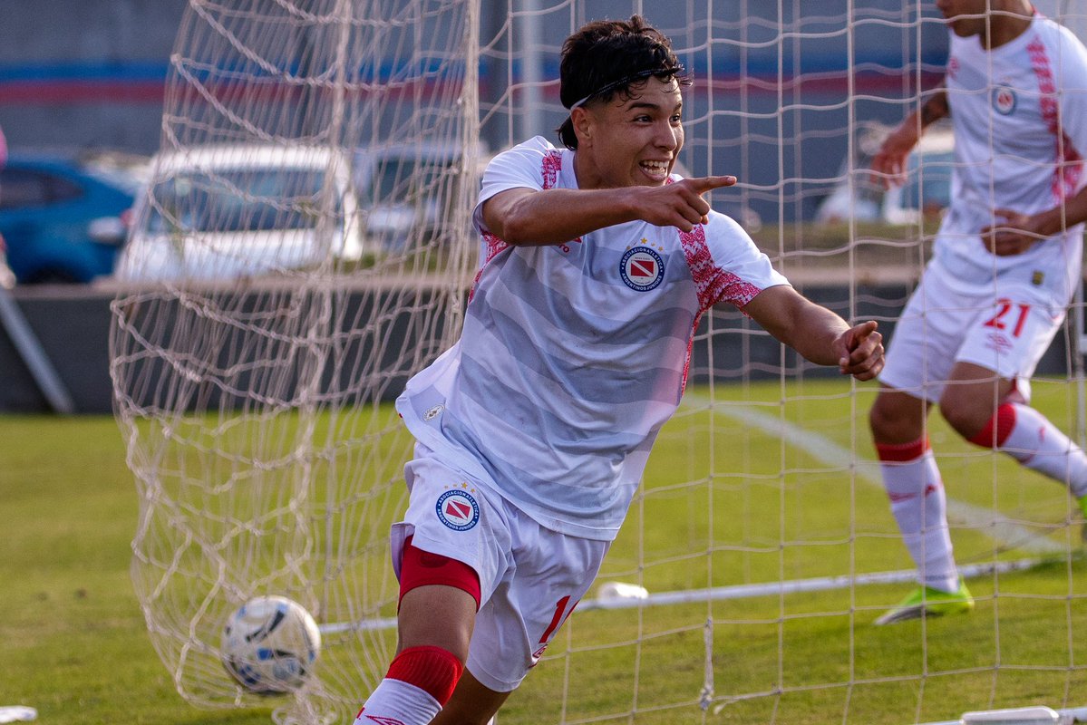 Sarmiento x Argentinos Juniors, onde assistir e horário do jogo hoje pelo Campeonato Argentino
