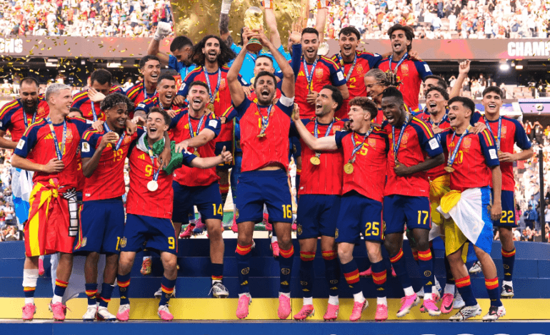 Espanha domina Argentina, vence na prorrogação e leva o bi da Copa