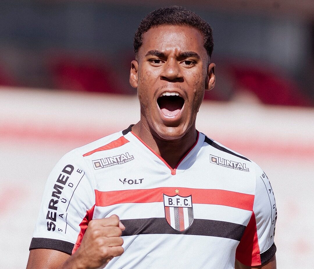 Botafogo-SP acerta aquisição de direitos de atacante revelado no Ação